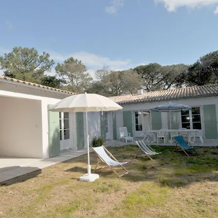 Avec Beaucoup De Charme, Neuve De 2016 Villa
